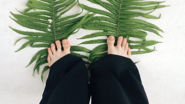 Jak radzić sobie z grzybicą paznokci?